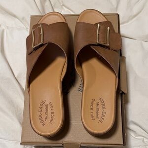 Kork-Ease Tan Gold Buckle Slide Sandals; like new/worn once